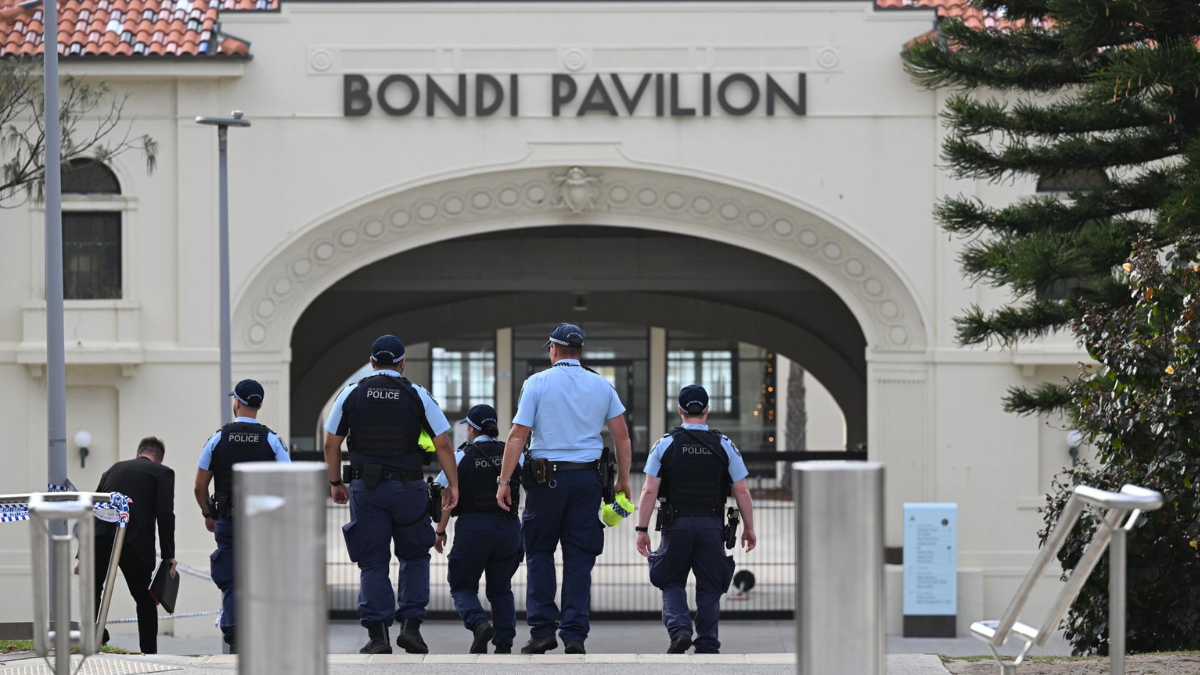 Autoridades avanzan en las investigaciones del ataque ocurrido en la playa Bondi.