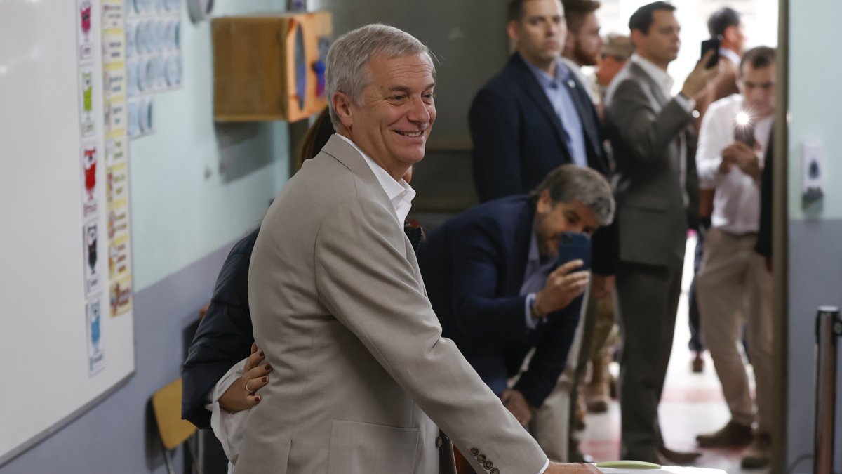 El candidato a la Presidencia de Chile por el Partido Republicano y Social Cristiano, José Antonio Kast, ganó las elecciones.