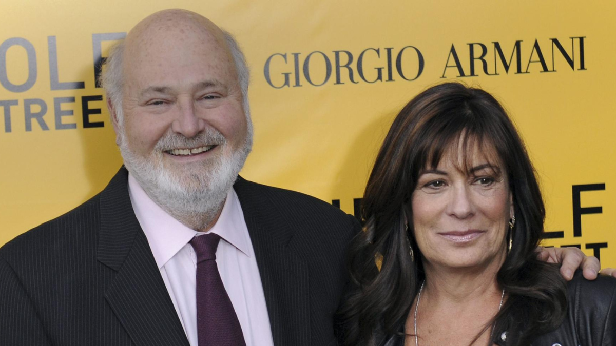 Rob Reiner y su esposa, Michele Singer, en el estreno de The Wolf of Wall Street en 2013.