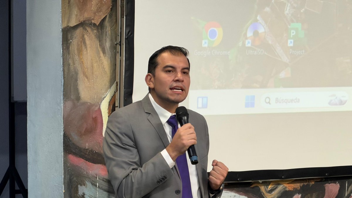 El ministro Harold Burbano rendirá su versi´ón en la Fiscalía, este lunes 12 de enero de 2026, en Quito