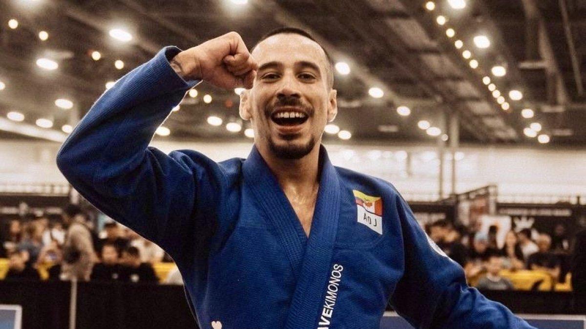 Andrés Alvarado logró un nuevo título mundial IBJJF.
