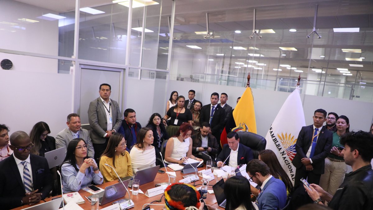 Trámite. El oficialismo en la mesa de Fiscalización se abstuvo de votar para calificar el juicio a Jimmy Martin.