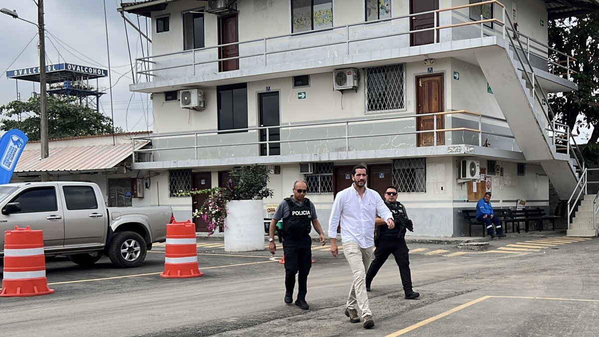 El las diferentes intervenciones del Ministro Roberto Luque no se refiere sobre las expropiaciones que debe hacer en el sur de Guayaquil ni los montos que destinará para ello.