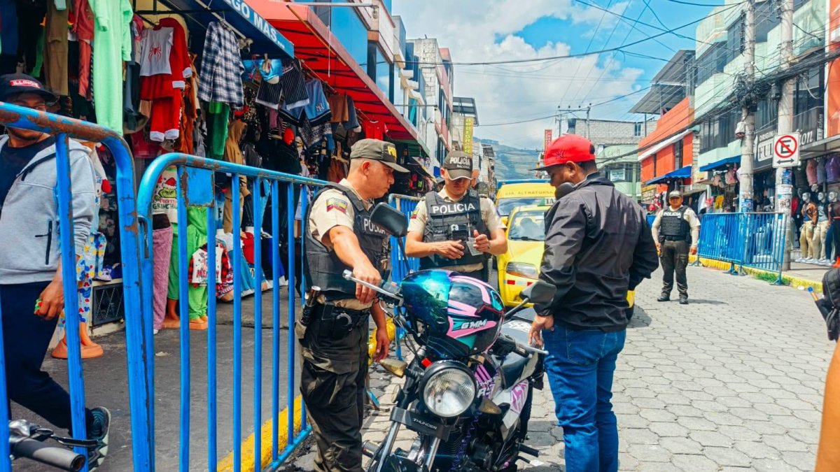 Este 16 de diciembre, la Policía realizó un operativo en Nueva Aurora, en el sur de Quito.