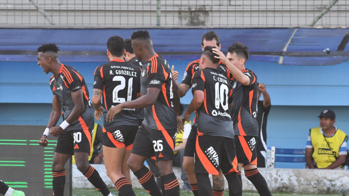 Emelec no arrancará la LigaPro 2026 con -9 puntos.