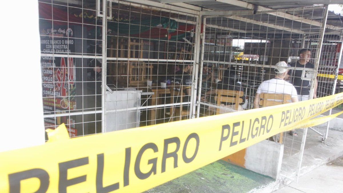 La explosión se registró en un local de comidas en Sauces 4, norte de Guayaquil, la madrugada de este martes 23 de diciembre.