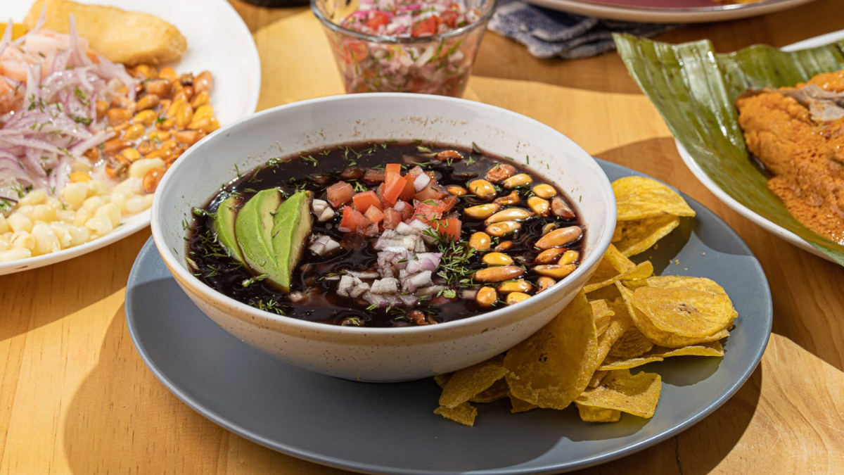 La comida es uno de los remedios clásicos para aliviar el chuchaqui.
