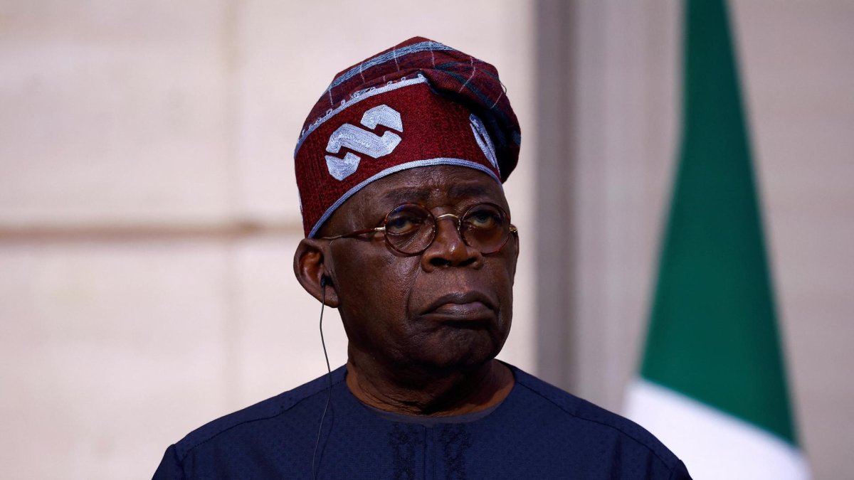 El presidente de Nigeria, Bola Ahmed Tinubu, el 28 de noviembre de 2024 durante una visita de Estado a París.