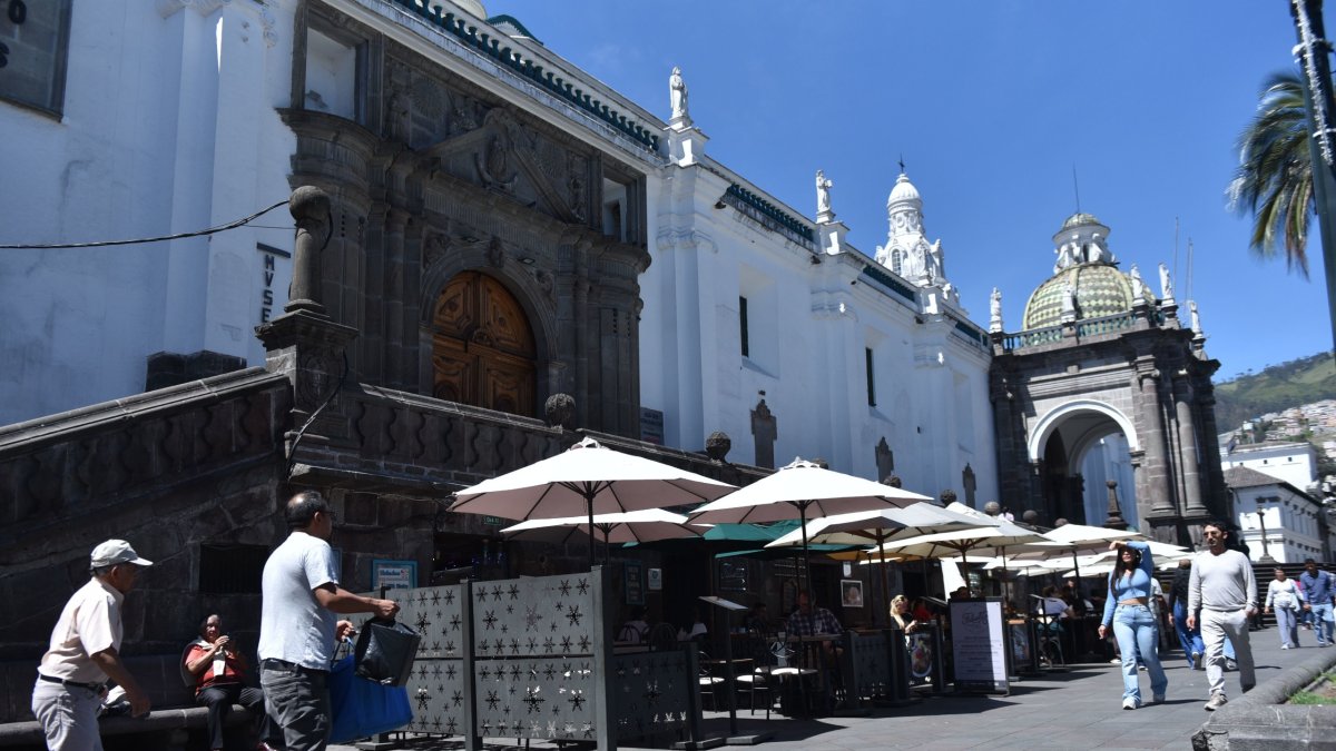 hasta el 31 de diciembre de 2025 atendieron los negocios en los bajos de La Catedral.