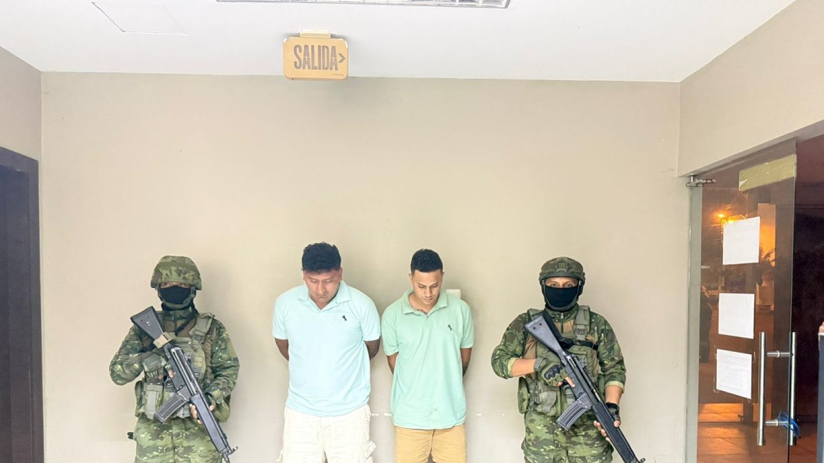 Un operativo militar permitió la detención de dos presuntos miembros del grupo criminal Los Lobos en el sector El Salto.