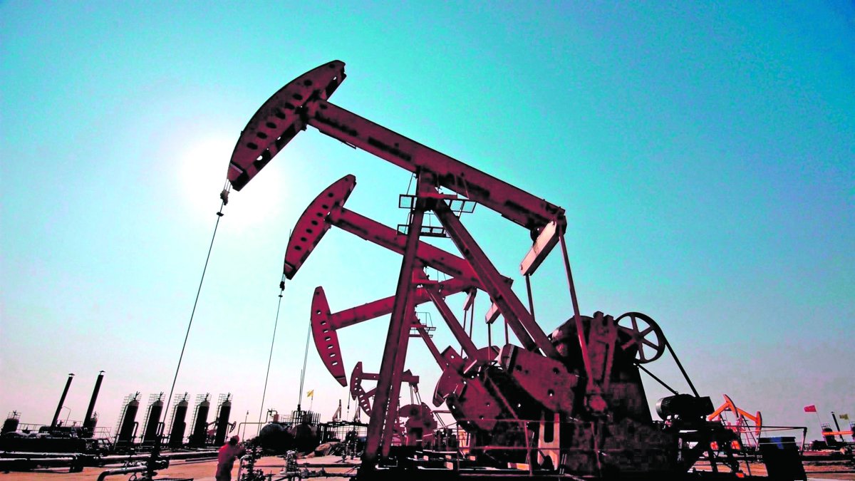 El nivel de extracción de petróleo se mantiene hasta abril de 2026
