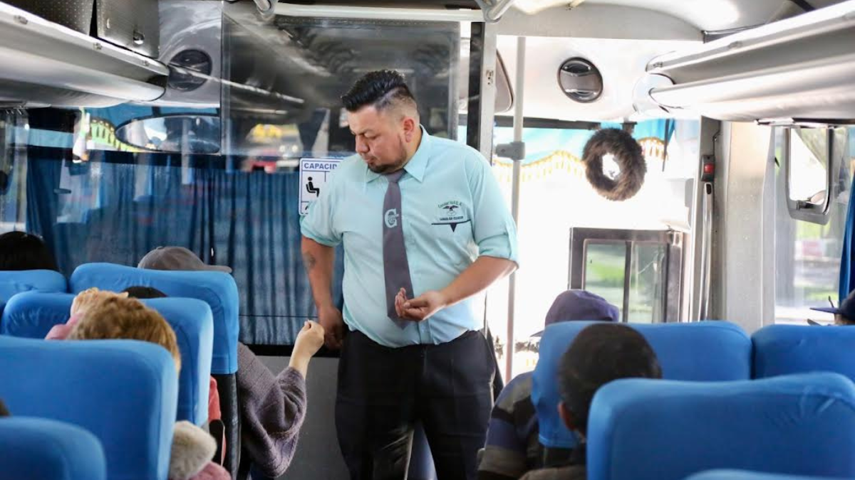 Uno de los temas sobre los que el alcalde Pabel Muñoz tendrá que debatir es el alza de pasajes.