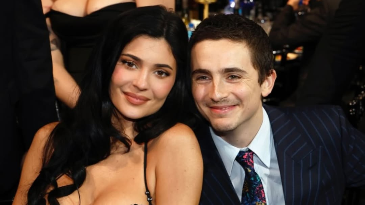 El ganador del premio a Mejor Actor, Timothée Chalamet, le dedicó a Kylie Jennerel discurso de agradecimiento a su pareja, Kylie Jenner.