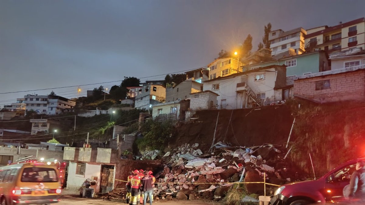 El Coe Metropolitano atendió un movimiento de tierra en el sector de Chilibulo.