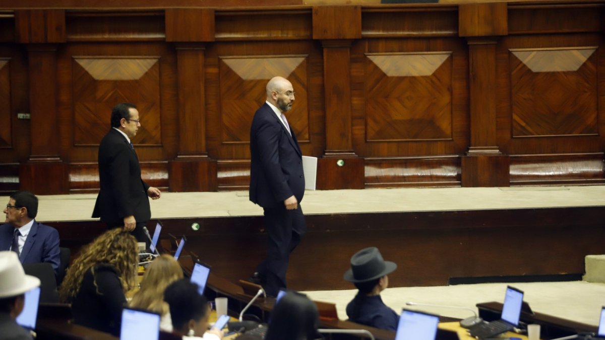 Mario Godoy podría enfrentar un juicio político tras su comparecencia en la Asamblea.