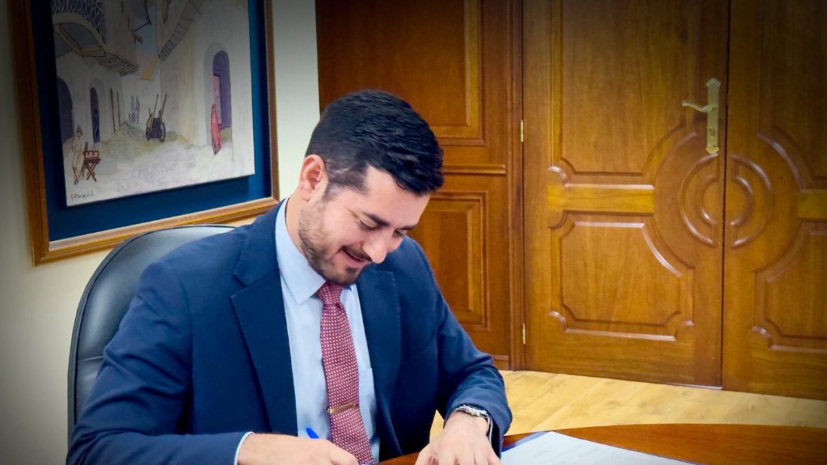 Bernardo Córdovez, presidente del IESS, enfrenta la vacancia de la vocalía de afiliados mientras avanza el litigio judicial.