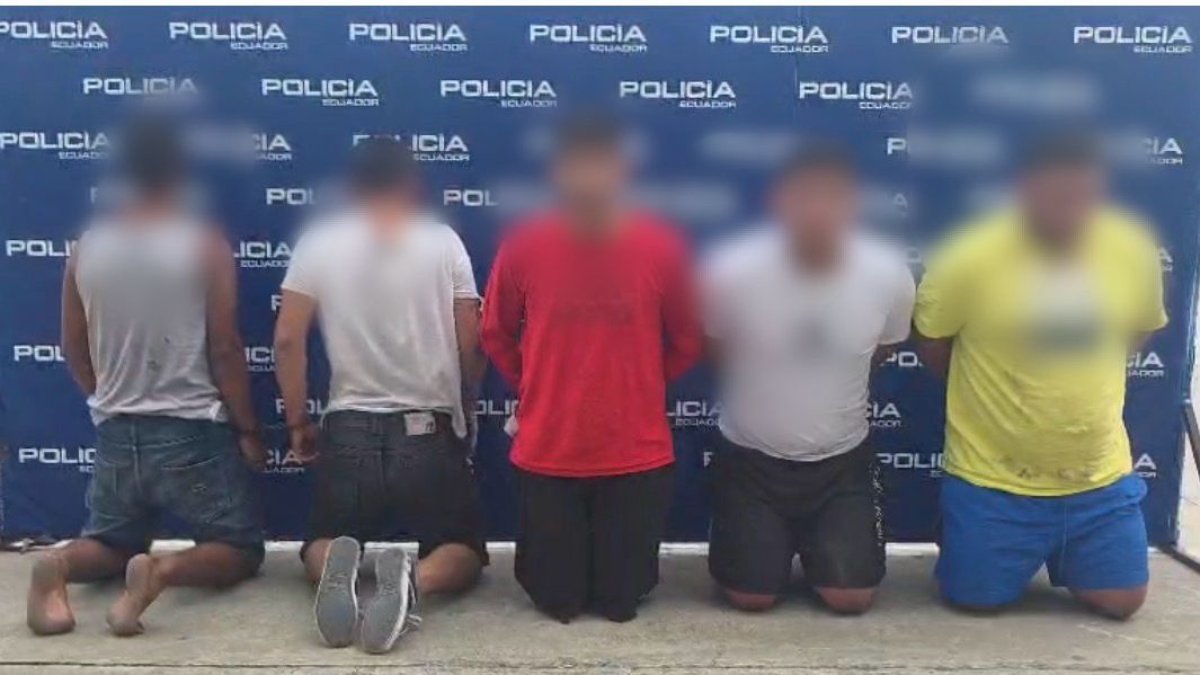 Los cinco sujetos intentaron ingresar al Ecu-911 en Manta.