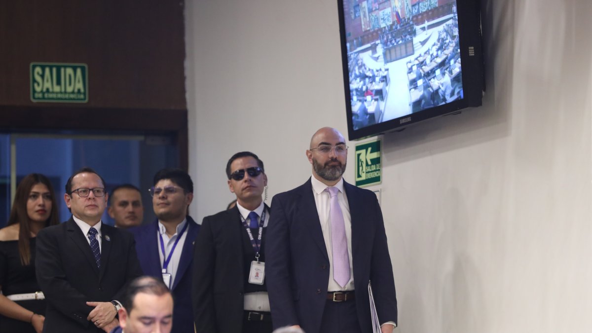 Mario Godoy, presidente del Consejo de la Judicatura, asistió el lunes 5 de enero de 2026 al pleno de la Asamblea Nacional.