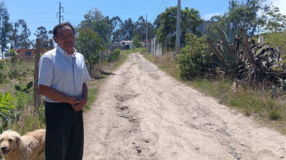 Moradores esperan que se mejore el problema de conexión vial en su sector.