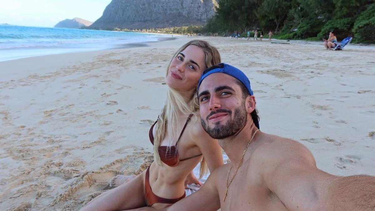 Leonardo Campana y Ariana Altuve en sus vacaciones de 2023.