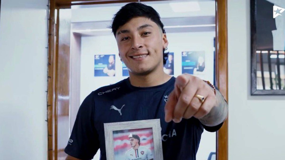 Liga de Quito sumó su primer refuerzo con el talento del volante Alejandro Tobar.