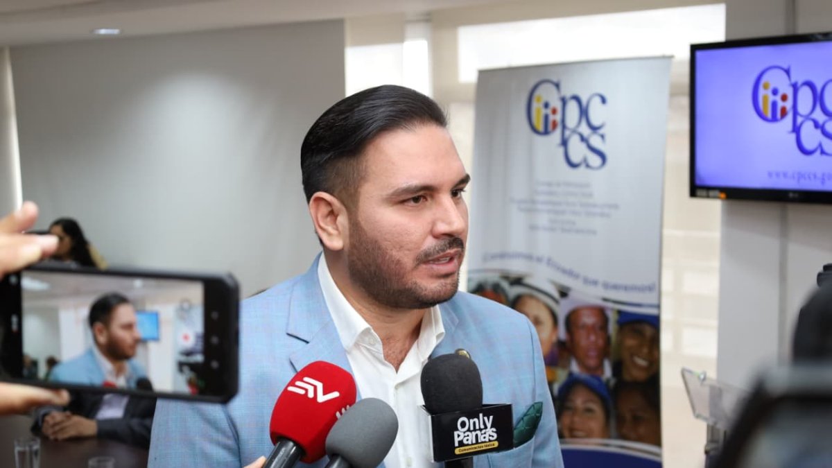 Andrés Fantoni, presidente del CPCCS, ratificó el proceso realizado para la desiganción de lso vocales del Consejo de la Judicatura.