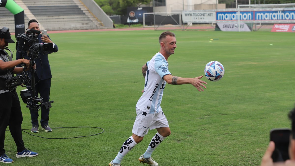 Damián Díaz ya fue presentado como nuevo jugador de Guayaquil City.