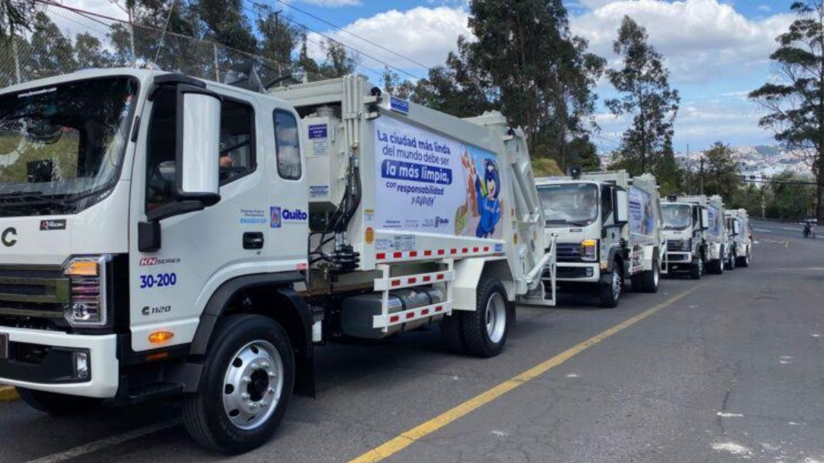 Por los seis camiones recolectores de basura, comprados por Emaseo, a través del PNUD, Quito pagó $804.000.