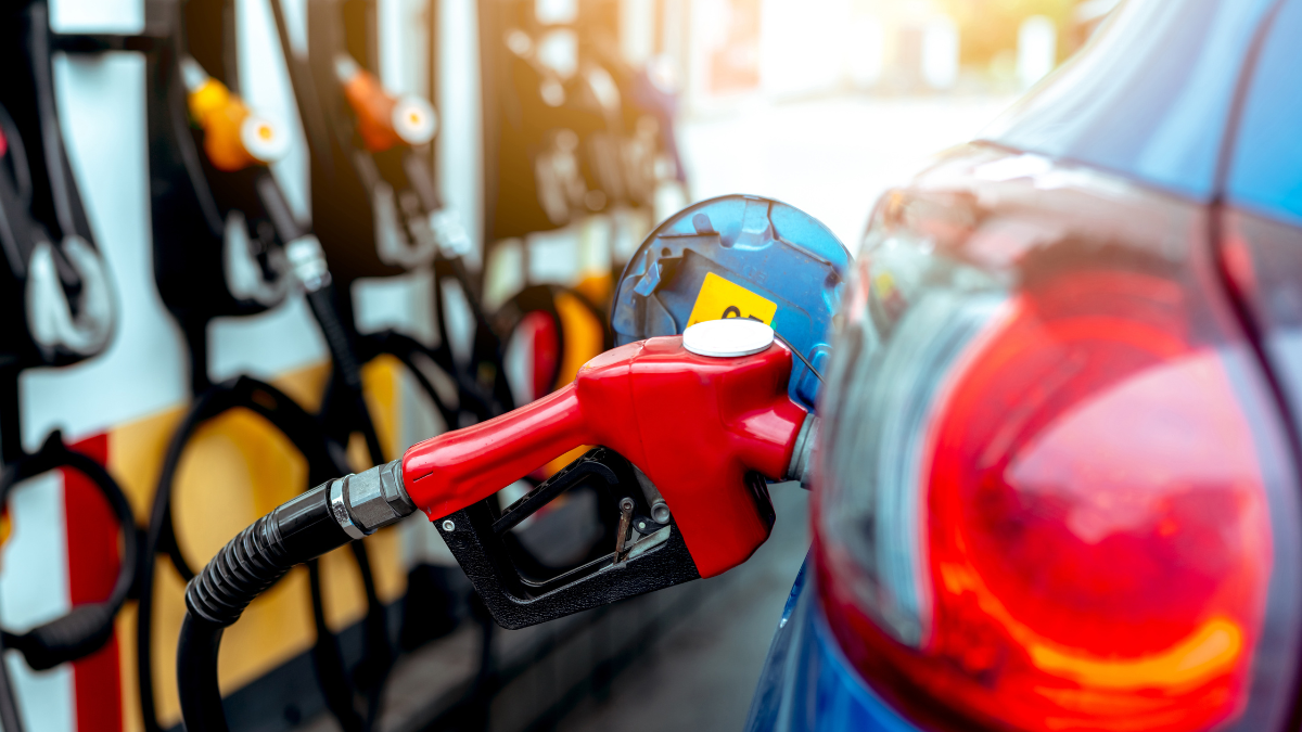 El precio del diésel y la gasolina en Ecuador se revisa cada mes bajo el sistema de bandas aplicado por el Gobierno.