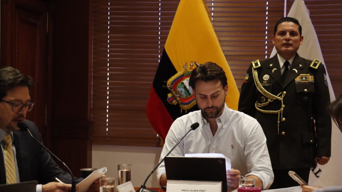 El presidente de la Asamblea Niels Olsen convocó a sesión del CAL para el 11 de enero de 2025