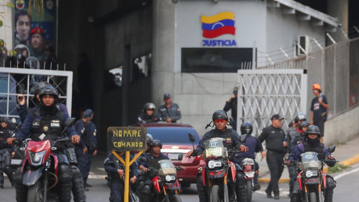 Fotografía que muestra la fachada del Helicoide este jueves, 8 de enero de 2026, en Caracas (Venezuela)
