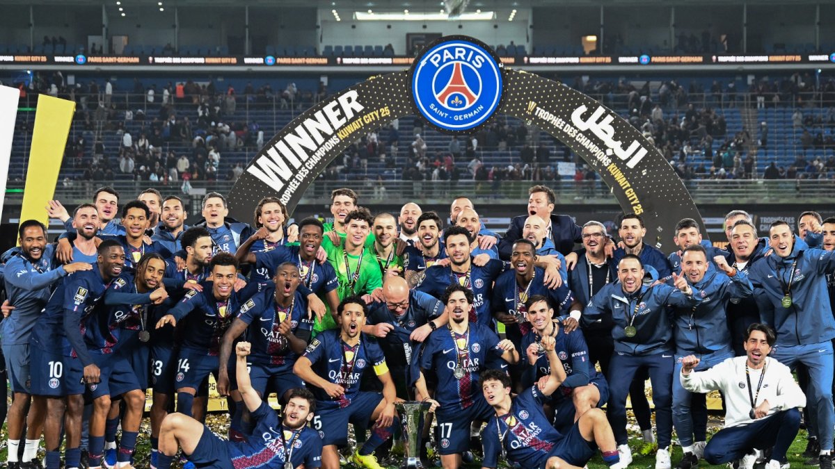 El PSG de Willian Pacho se coronó campeón de la Supercopa de Francia.