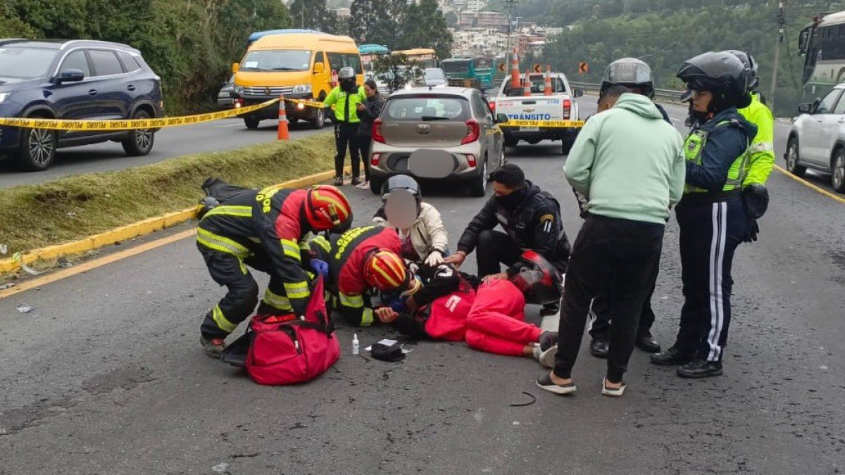 Uno de los ocupantes de la motocicleta falleció en el siniestro de tránsito.