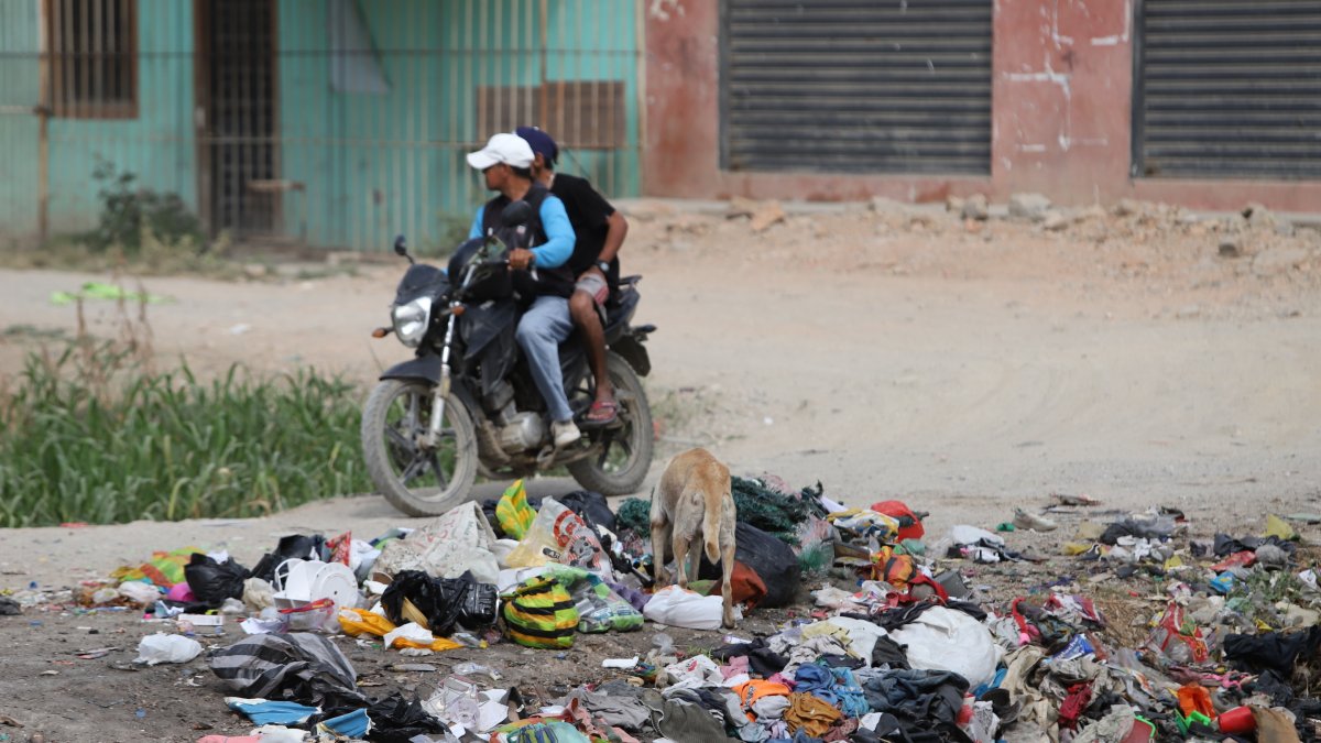 Entre las zonas más afectadas por la acumulación de basura incluyen El Recreo, La Primavera y varios tramos de Abel Gilbert.