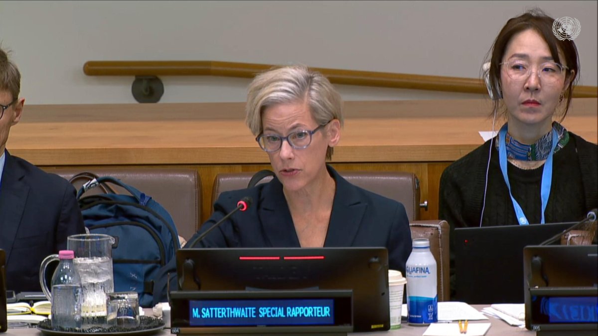 Margaret Satterthwaite, relatora de la ONU, advierte sobre riesgos permanentes para la independencia judicial