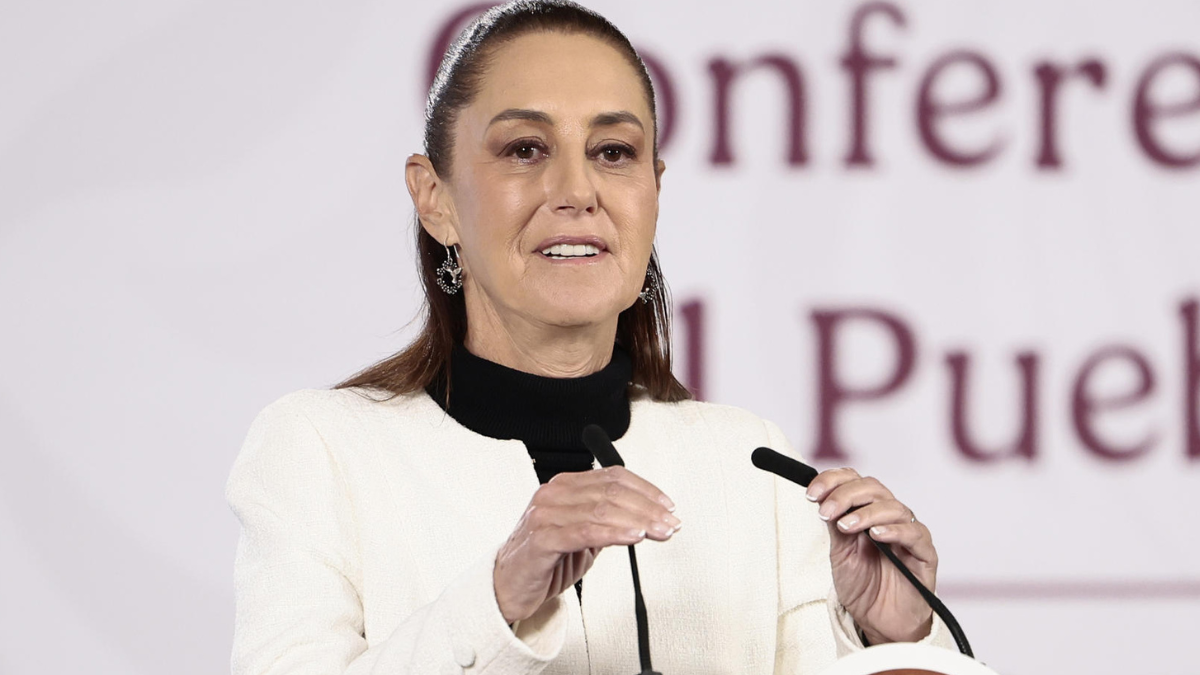 Claudia Sheinbaum durante una rueda de prensa en Palacio Nacional, donde destacó la solidez comercial de México.