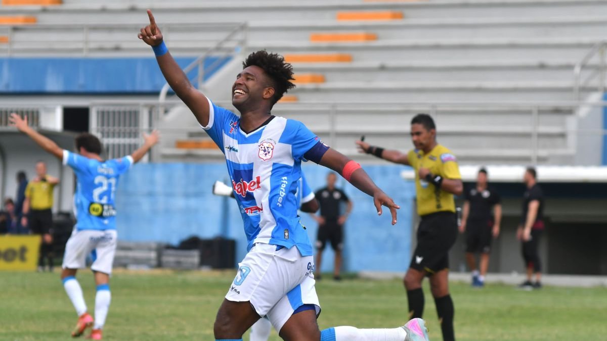 Jorge Daniel Valencia goleador de LigaPro 2025 es del Manta.