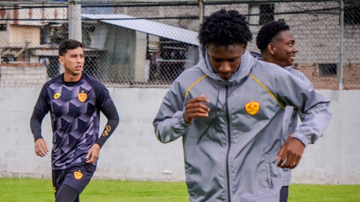 Aucas empezó su pretemporada en el Gonzalo Pozo, mientras empleados no cobran.