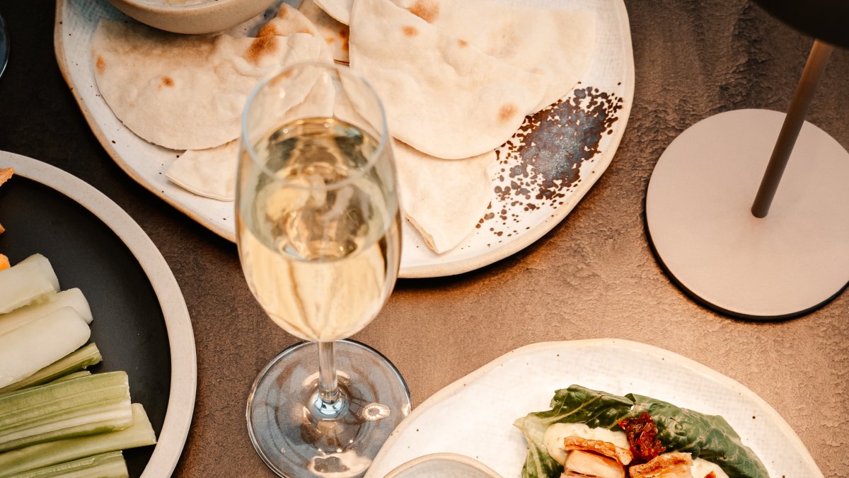 CAFETERIA MULLIGANS

AG-SEMANA