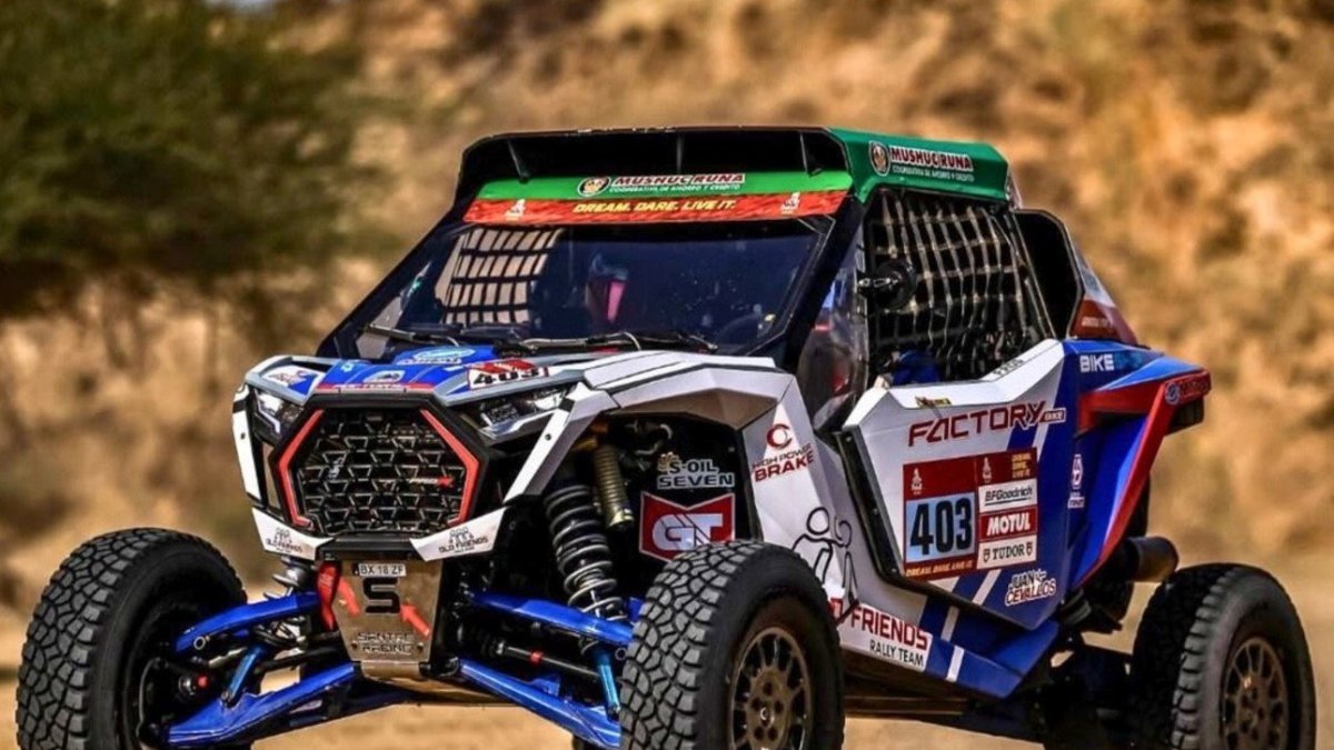 Guayasamín hace dupla con el español Pol Ros en el equipo Old Friends.