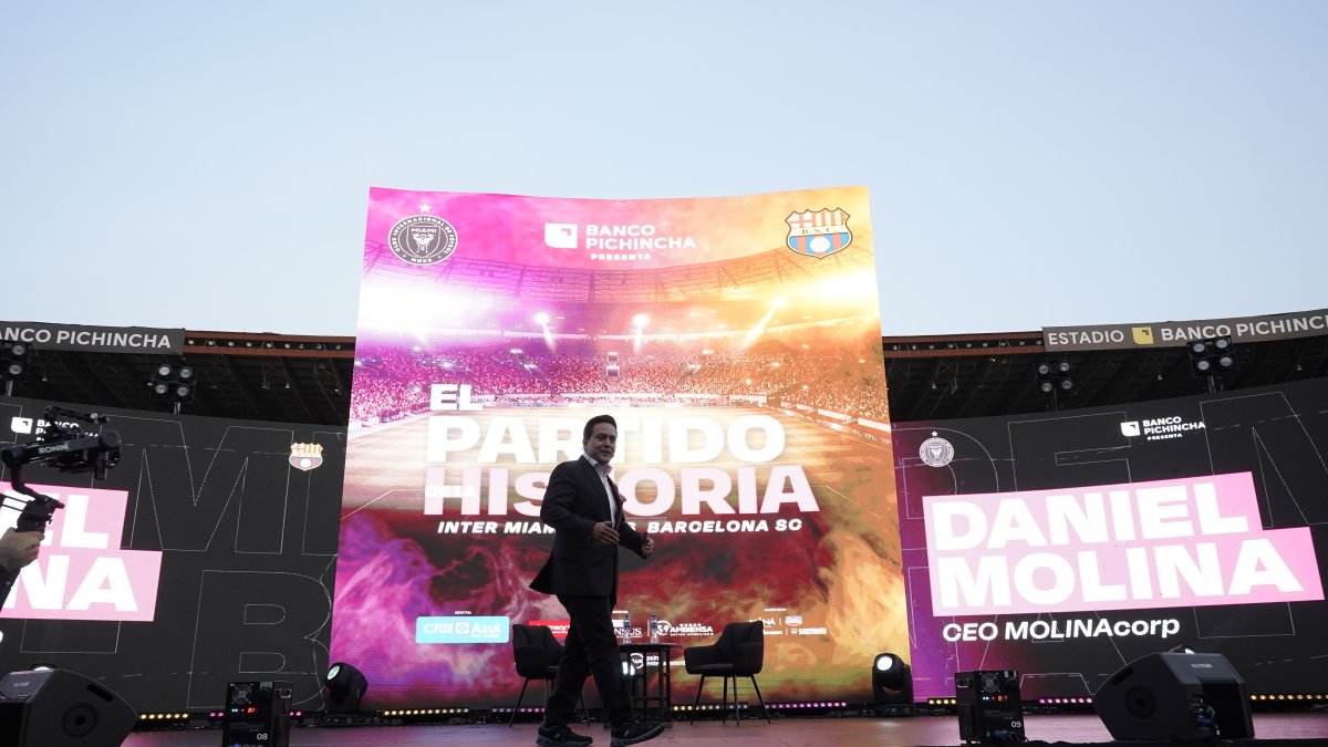 Daniel Molina, CEO de Molina Corp., durante la presentación oficial de El Partido de la Historia en el Estadio Monumental Banco Pichincha, en Guayaquil.