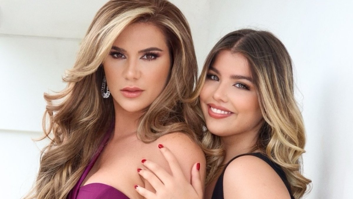 Carolina Jaume con su hija, Rafaella.