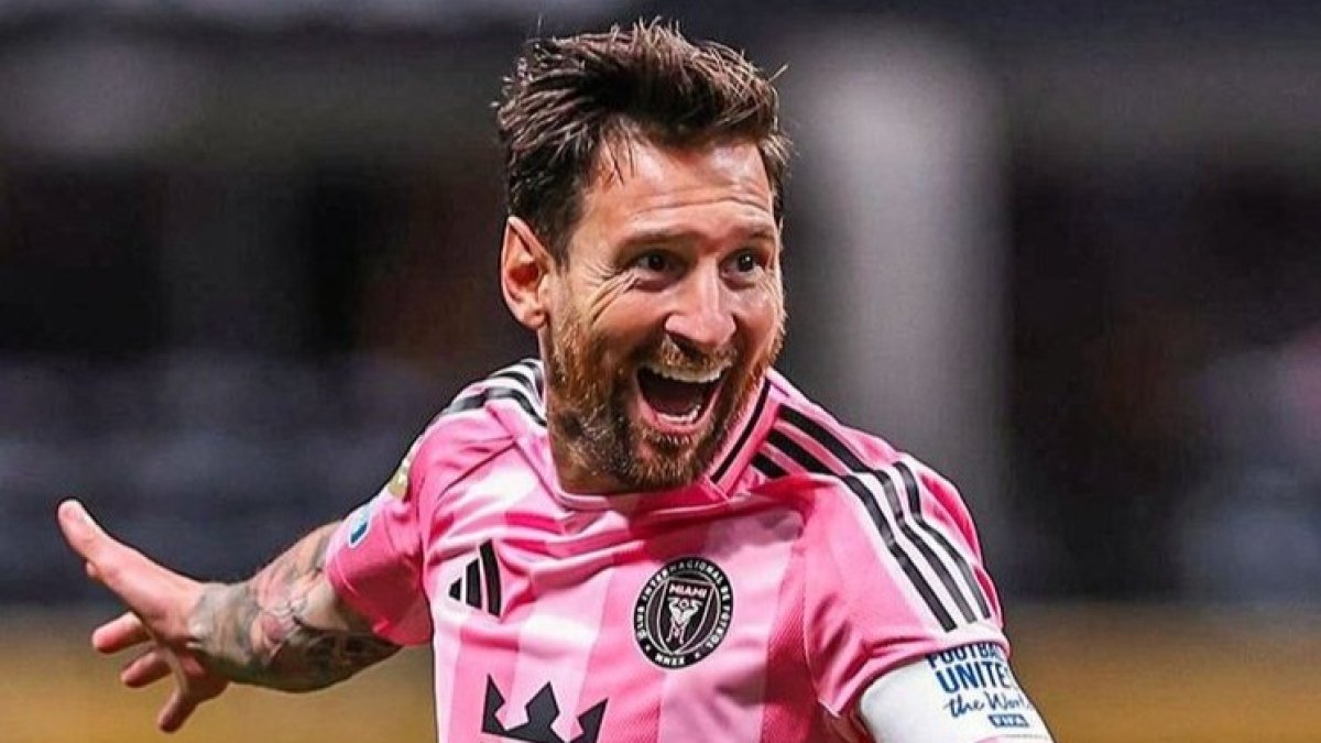 Lionel Messi (d) lideró a Inter Miami en su título de la MLS.