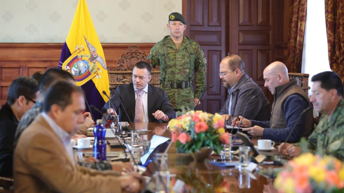 El decreto faculta al Ministerio del Interior y Ministerio de Defensa a declarar situaciones de emergencia cuando lo consideren necesario.