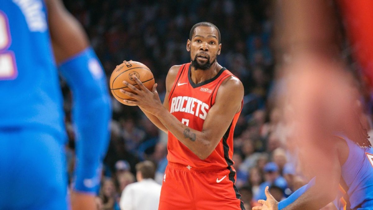 Kevin Durant, con aporte de 39 puntos, fue clave en la victoria.