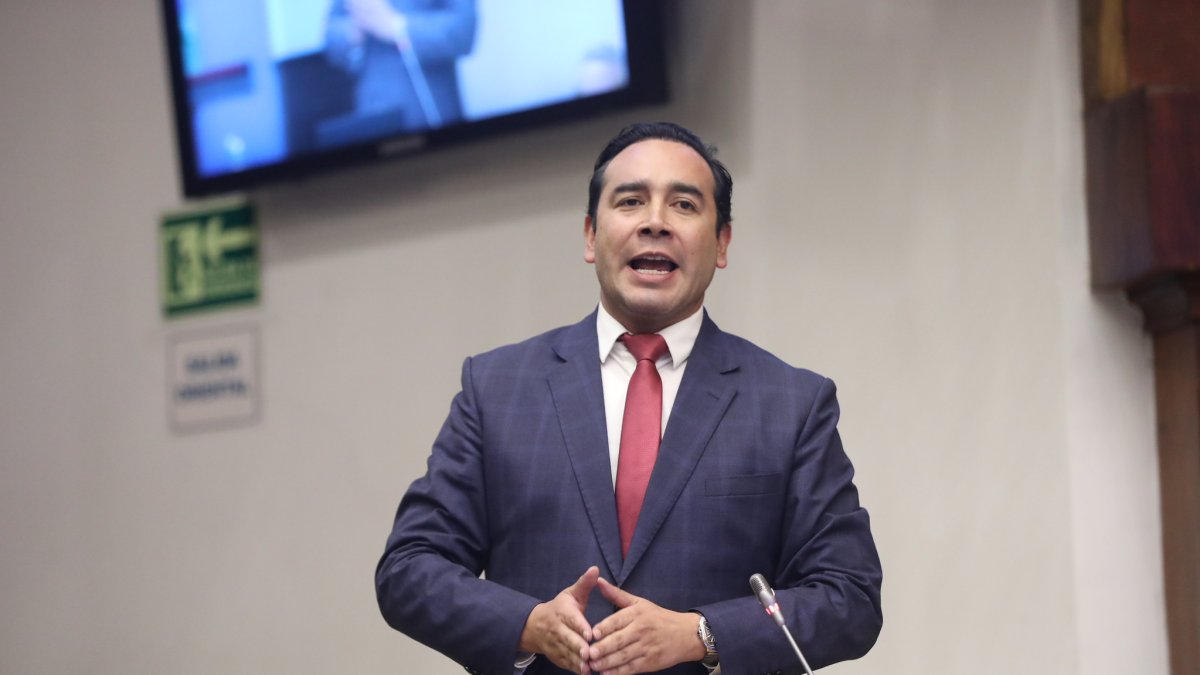 El asambleísta Juan Andrés González es jefe de bancada de la Revolución Ciudadana.