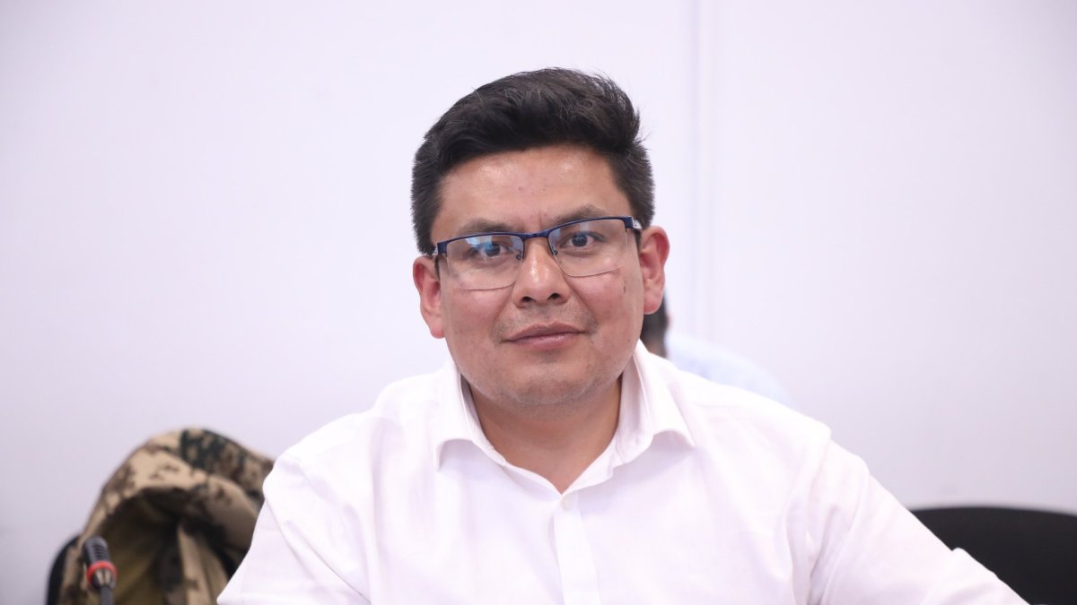 El oficio enviado por Luis Fernando Molina al CPCCS sustenta el pedido de información sobre la condecoración.