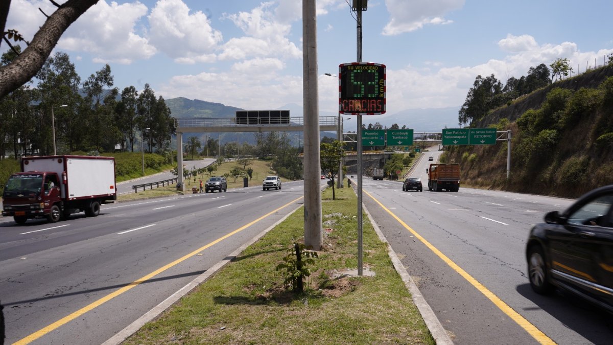 Los radares educativos ya operan en puntos críticos de la avenida Simón Bolívar y la Ruta Viva, con un enfoque preventivo y sin sanciones.