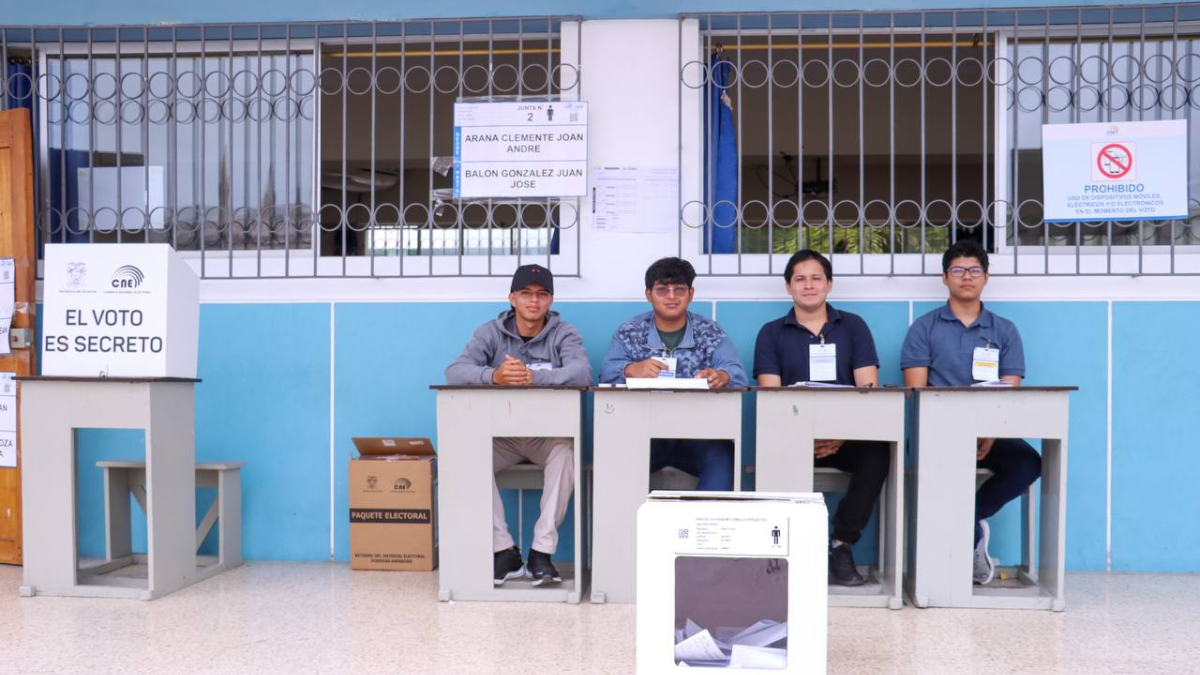 El CNE habilitó un sistema digital para el cambio de domicilio electoral en Ecuador y el exterior.