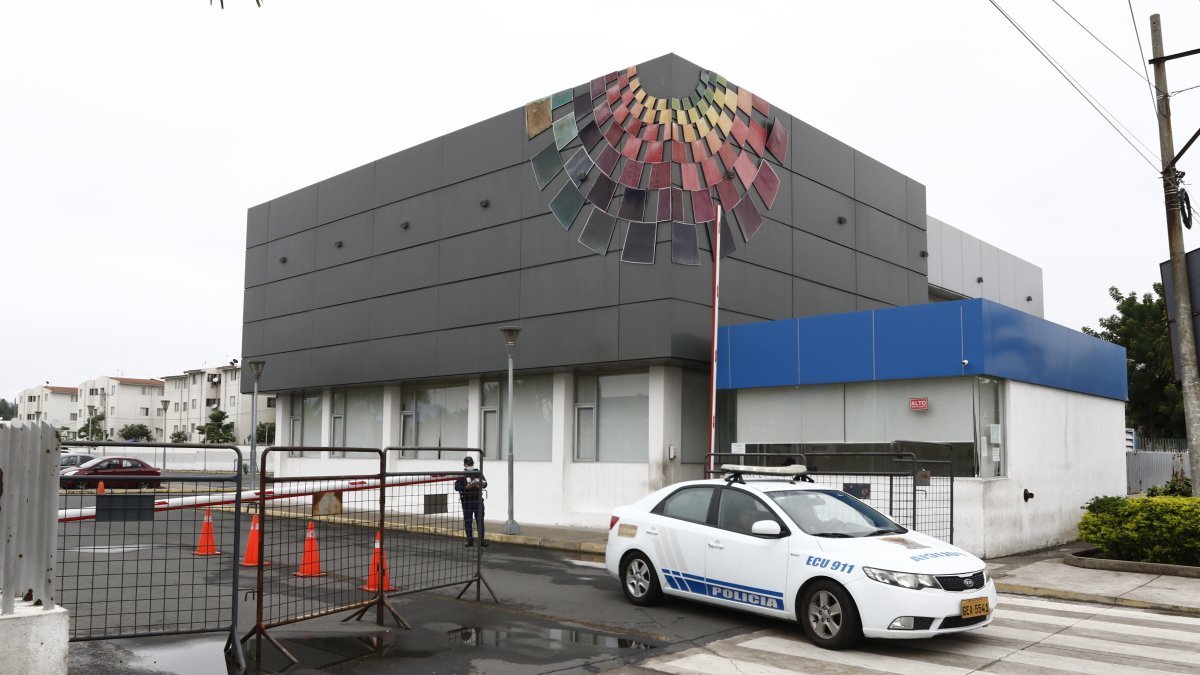 La doctora trabaja en el Laboratorio de Criminalística de Guayaquil.